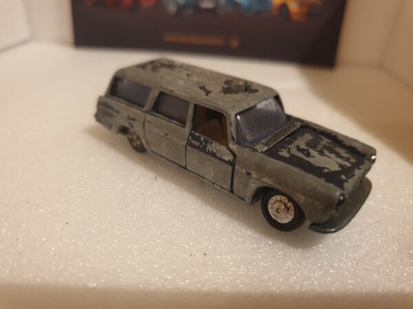 Majorette rail route Peugeot 404 break bleue Etat moyen – Image 3