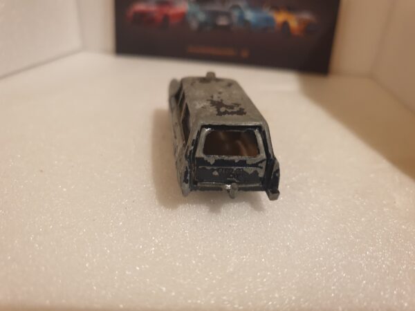 Majorette rail route Peugeot 404 break bleue Etat moyen – Image 4