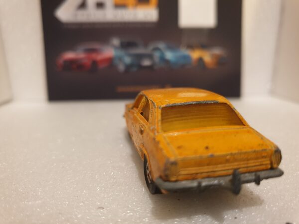 Majorette Chrysler 180 1/65 Orange – Image 4