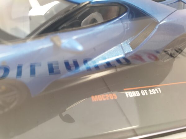 Ford GT de 2017 bleu 1/43 Ixo – Image 2