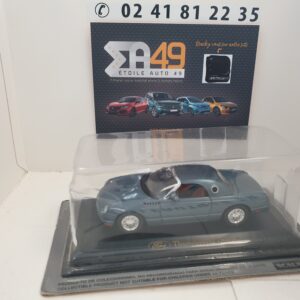 Ford Thunderbird 2003