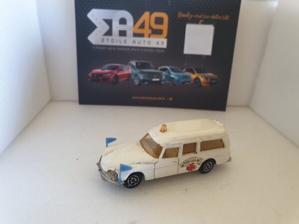 Lot de 5 Citroen DS Ambulance Majorette 1/65 N°206