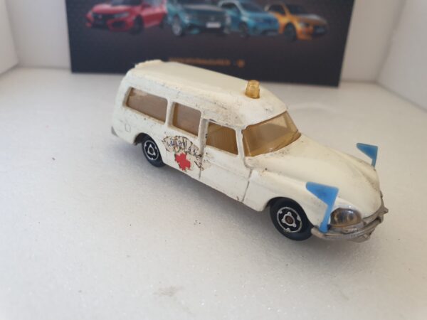 Lot de 5 Citroen DS Ambulance Majorette 1/65 N°206 – Image 3