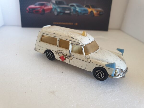 Lot de 5 Citroen DS Ambulance Majorette 1/65 N°206 – Image 21