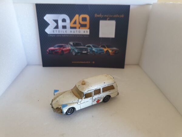 Lot de 5 Citroen DS Ambulance Majorette 1/65 N°206 – Image 23