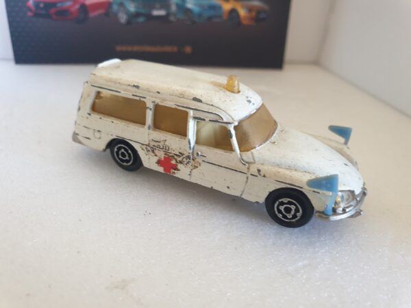 Lot de 5 Citroen DS Ambulance Majorette 1/65 N°206 – Image 25