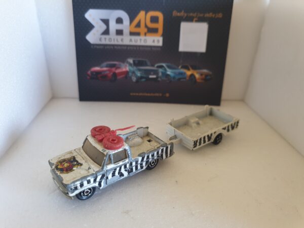 Dodge Majorette Safari Zébré avec remorque1/80