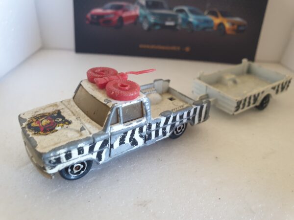 Dodge Majorette Safari Zébré avec remorque1/80 – Image 2