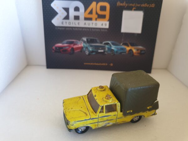 Lot 2 Dodge Majorette à rénover 1/80