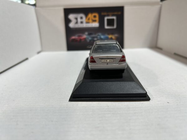 Mercedes Class C 1/43 – Image 3