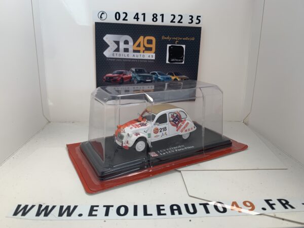 La 2CV Paris Pekin