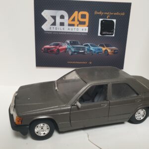 Mercedes Benz 190 E BURAGO 1/24