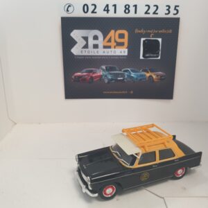 Peugeot 404 taxi Altaya 1/43