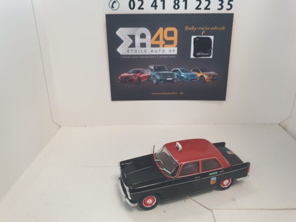 Peugeot 404 G7 Taxi Altaya 1/43