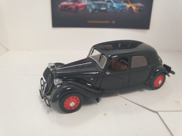 Citroen Traction – Image 2