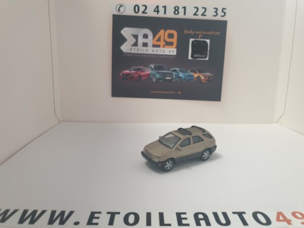 Lexus RX 300 Beige 1/87