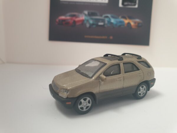 Lexus RX 300 Beige 1/87 – Image 2