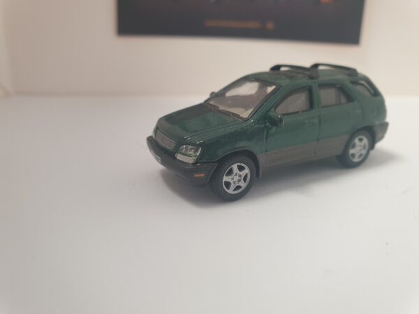 Lexus RX 300 Vert 1/72 – Image 2