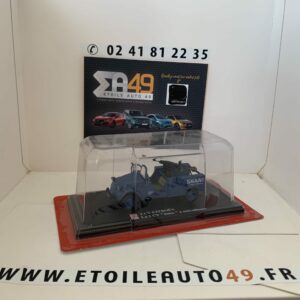 La 2CV "Jules" à mitrailleuse