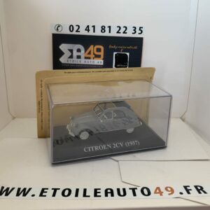 Citroën 2CV 1957 grise