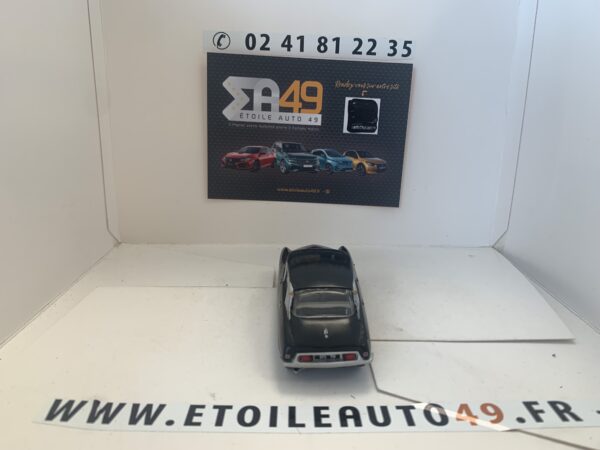 Maquette en plastique DS 19 – Image 4