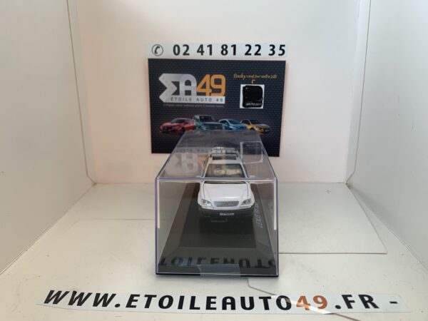 Lexus RX 300 – Image 2