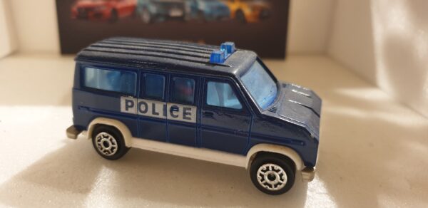 Majorette Fourgon Police 1/65 N°279 – Image 2