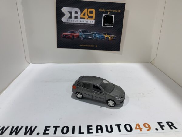 Renault Clio 2007 Renault Toys 1/64