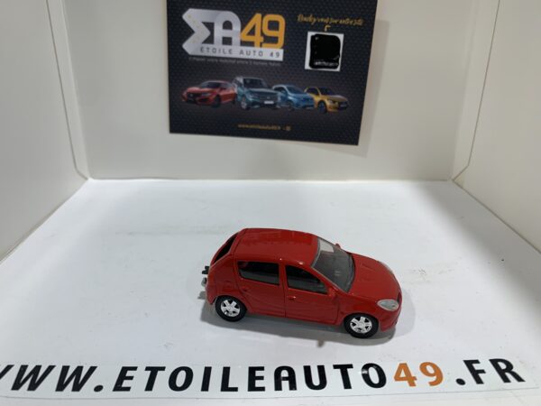 Renault Sandero 2008 1/64