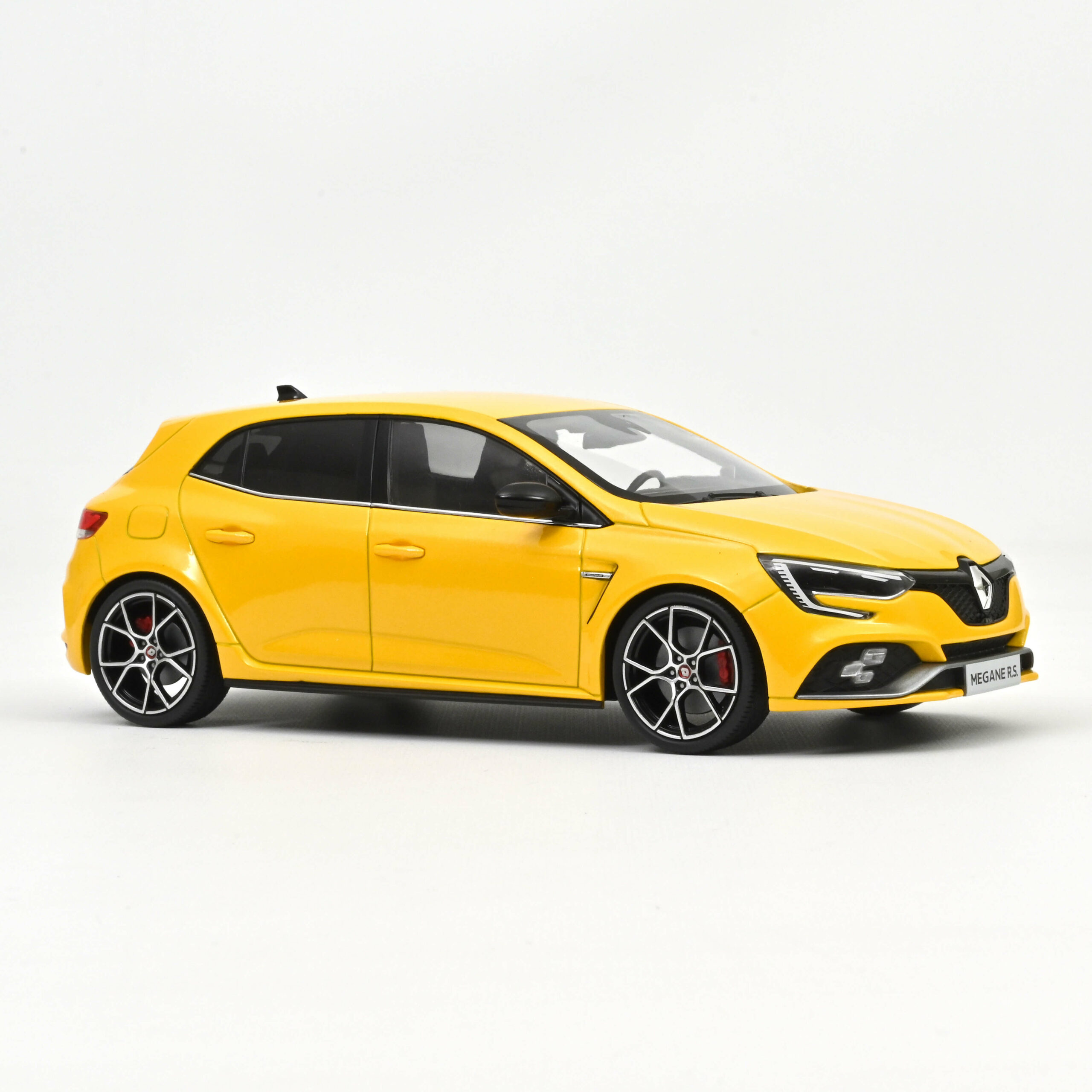 Renault Mégane R.S. Trophy 2022 Sirius Yellow 1/18 Ref : 185389 – Image 3