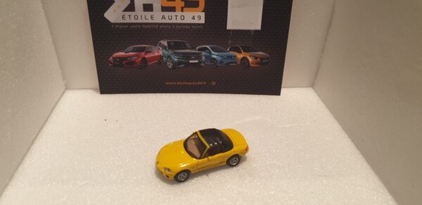 Mazda MX 5 Roadster 1/72
