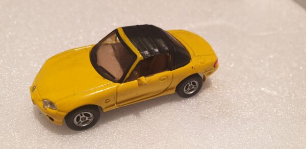 Mazda MX 5 Roadster 1/72 – Image 2