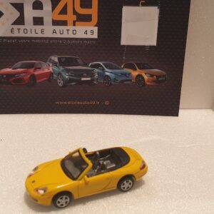 Porsche 911 Cabriolet Jaune 1/72