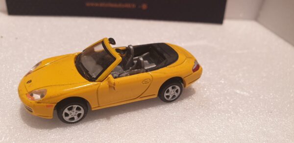 Porsche 911 Cabriolet Jaune 1/72 – Image 2