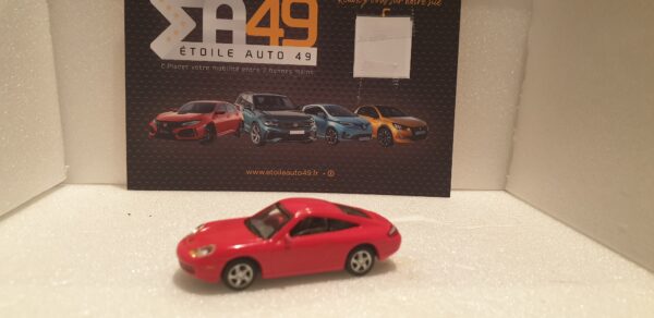 Porsche 911 Rouge 1/72