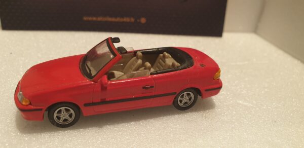 Volvo C70 Cabriolet 1/72 – Image 2