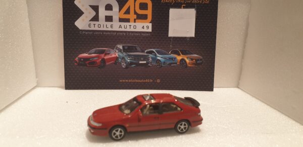 Saab 9-3 Rouge 1/72