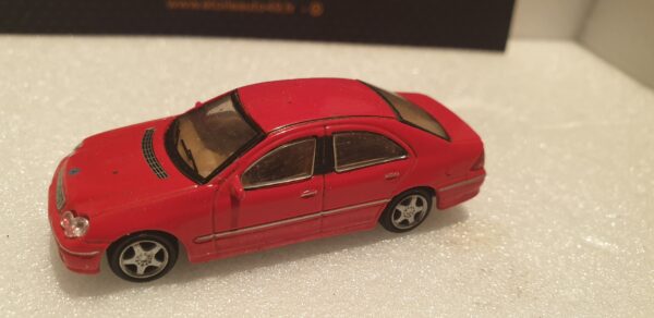 Mercedes Class C Rouge 1/72 – Image 2