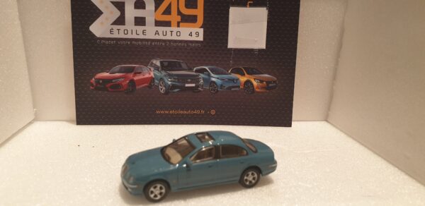Jaguar S-Type 1/72