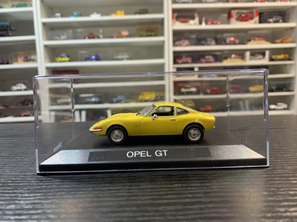 Opel GT 1/43