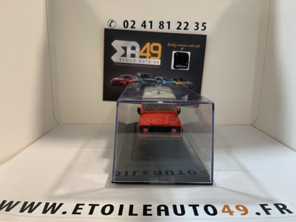 Land Rover Defender 1/43 – Image 3