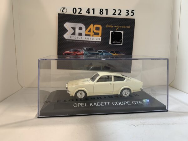 Opel Kadett coupe GTE 1/43 – Image 2