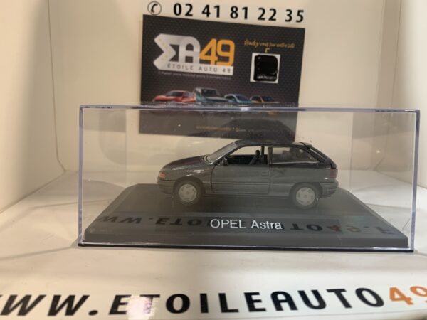 Opel Astra 1/43 – Image 5