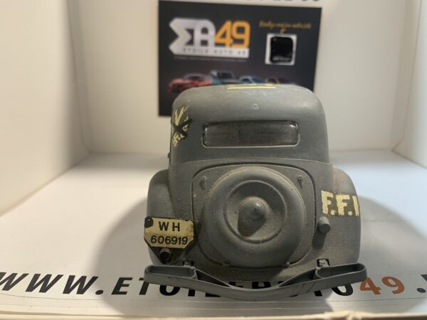 Citroen Traction 11 BL FFI 1/20 – Image 5