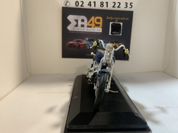 Harley FXSTS "Springer" Softail 1/18 – Image 3