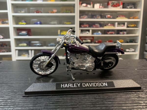 Harley FXSTD 2000 Softail Deuce 1/18