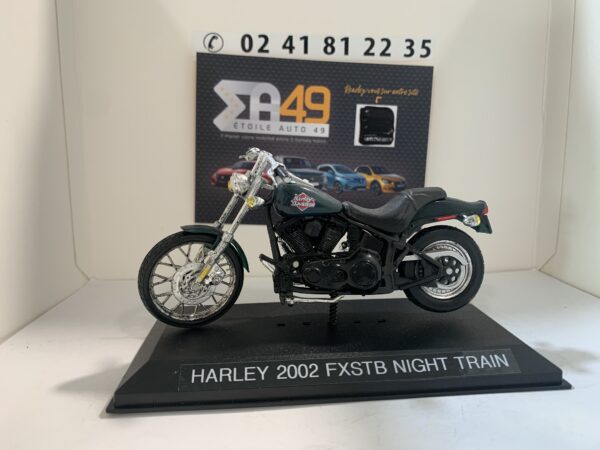 Harley 2002 FXSTB Night Train 1/18 – Image 2
