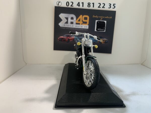 Harley 2002 FXSTB Night Train 1/18 – Image 3