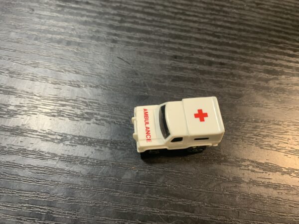 Micro Machines Ambulance – Image 2