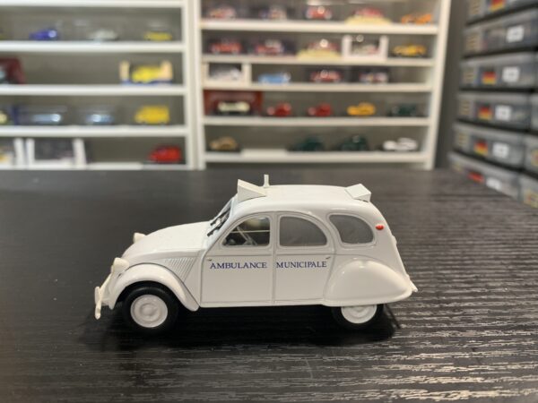 Citroen 2CV A Ambulance Norev 1/43